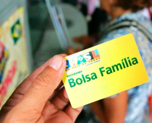 Bolsa Família: Mais de mil famílias com benefício suspenso ou cancelado em Linhares