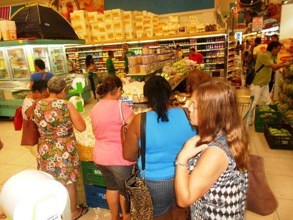 Não faltarão mercadorias nos supermercados do ES, garantem varejistas