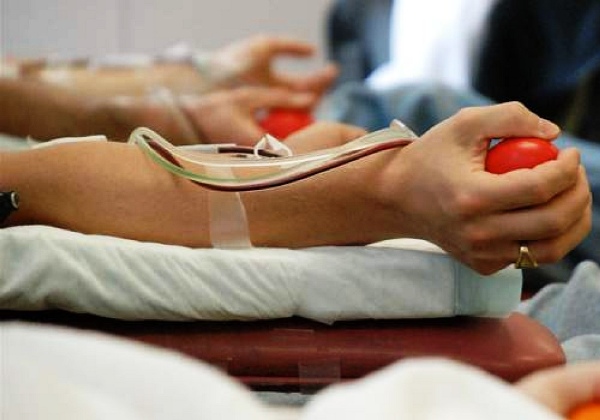 Nós, os doadores de Sangue: Grupo usa WhatsApp e ajuda o próximo