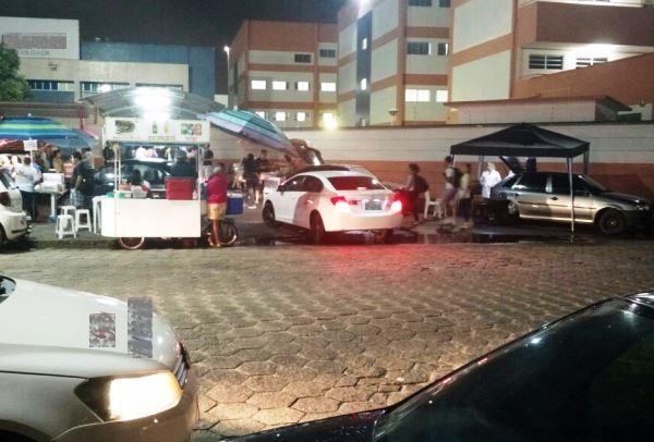 Comerciantes do Araçá pedem providências para o fim de ambulantes na Avenida São Mateus