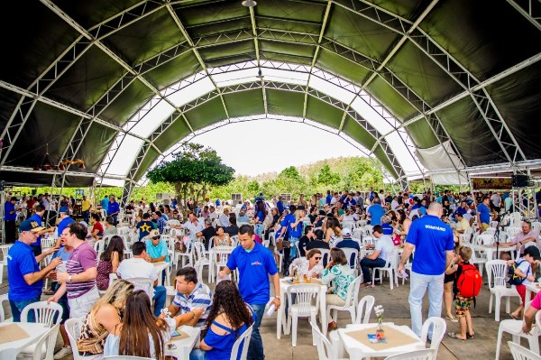 Mais de 300 voluntários envolvidos em “Leilão Solidário”. Entidades de Linhares serão beneficiadas