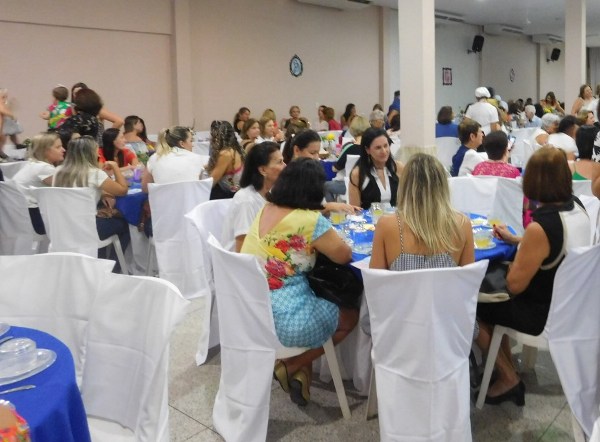 Valor de convite e detalhes de um chá que vai movimentar o Centro de Linhares