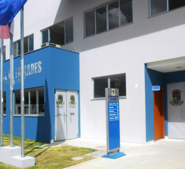 Três vereadores recebem Moção na Câmara Municipal de Linhares