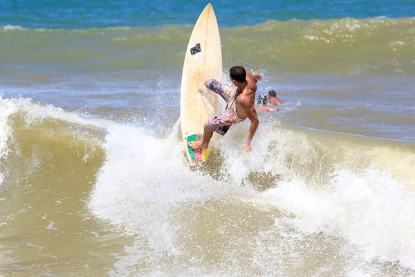 Povoação: Adrenalina pura no circuito de surf neste fim de semana