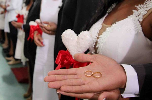 Linhares agora tem Dia do Casamento Comunitário