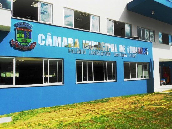 Câmara cobra atenção de secretária municipal: Indignado, diz presidente