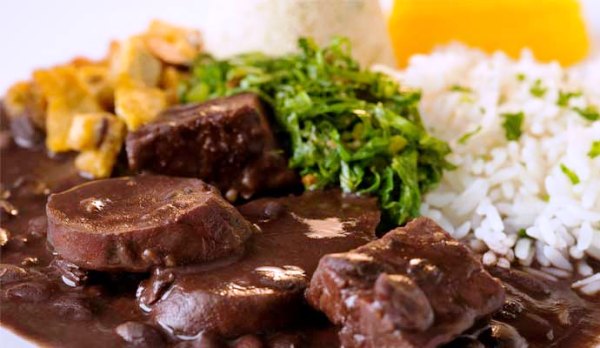 Delícia! Marcada feijoada beneficente para melhorias da maternidade do Hospital Rio Doce