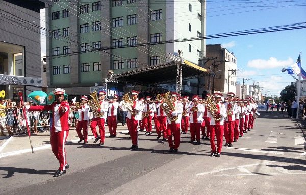22 de agosto: Tudo pronto para o Desfile Cívico no Centro de Linhares