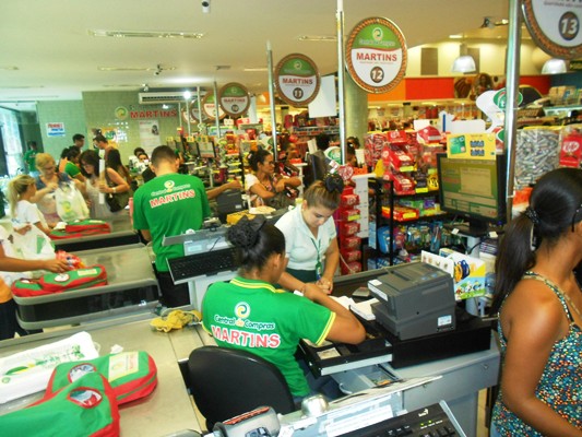 Produtos por menos de R$ 2 e R$ 1 na lista de ofertas do Supermercado Martins