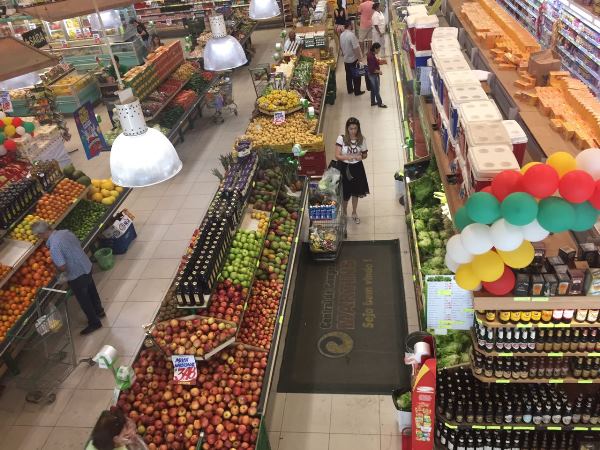 Só sexta e sábado: Frango, feijão, legumes, frutas a preços imperdíveis em Linhares