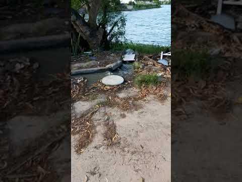 Continua! Esgoto não para de jorrar in natura em lagoa de Linhares