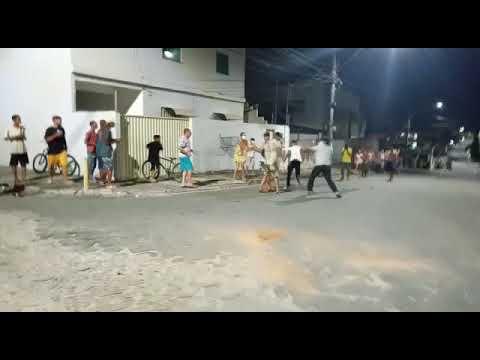 Confusão após acidente de trânsito em Linhares