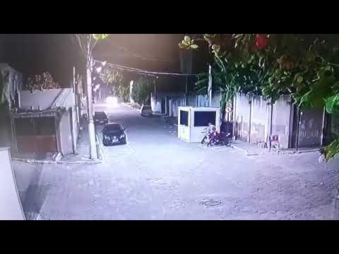 Bandido furta moto no Centro de Linhares