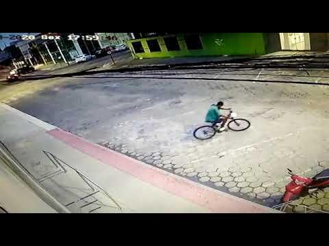 Bandido furta bike no Centro de Linhares. Nem terminei de pagar, diz dono